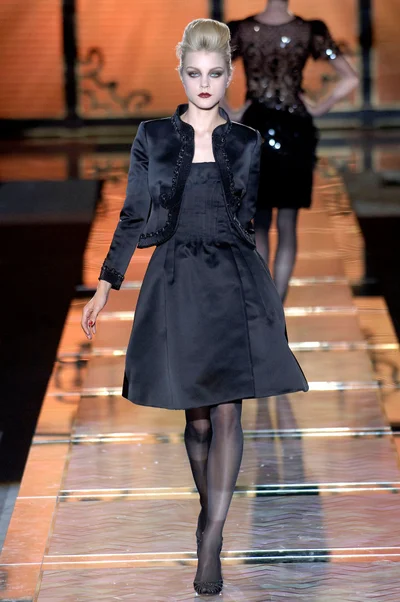 Look 9
